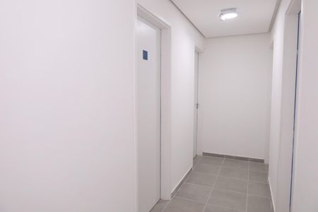 Apartamento à venda com 35m², 2 quartos e sem vagaÁrea comum - Saguão do andar