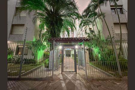 Apartamento para alugar com 72m², 2 quartos e sem vagaFachada