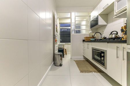 Apartamento para alugar com 72m², 2 quartos e sem vagaCozinha