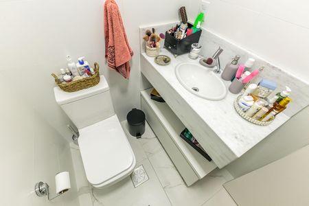Apartamento para alugar com 72m², 2 quartos e sem vagaBanheiro