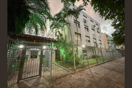 Apartamento para alugar com 72m², 2 quartos e sem vagaFachada