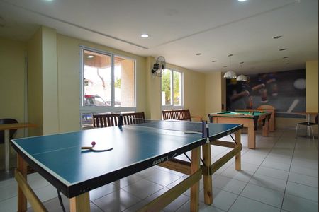 Apartamento para alugar com 66m², 2 quartos e 1 vagaÁrea comum - Sala de Jogos