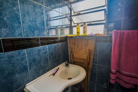 Casa para alugar com 160m², 3 quartos e 2 vagasBanheiro Social