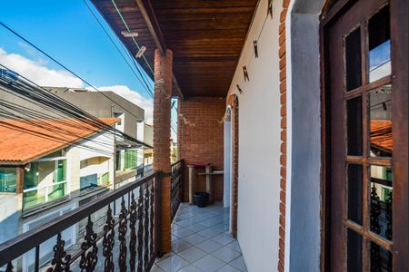 Casa para alugar com 160m², 3 quartos e 2 vagasQuarto 2