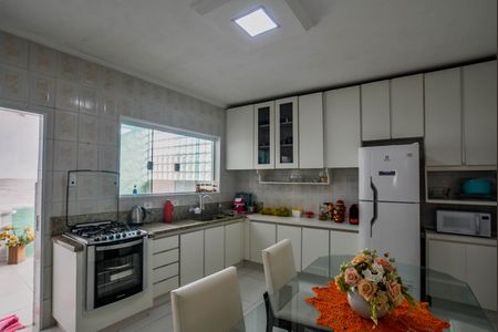 Casa para alugar com 160m², 3 quartos e 2 vagasCozinha