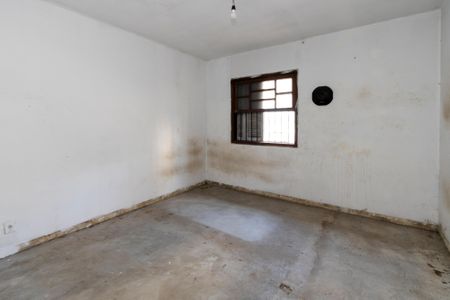 Casa à venda com 130m², 1 quarto e 2 vagasQuarto