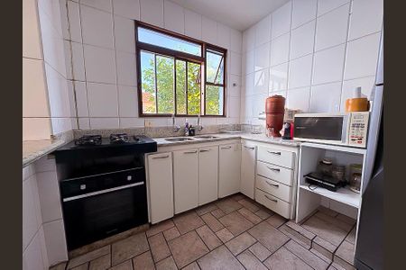 Casa à venda com 541m², 2 quartos e 4 vagasCozinha