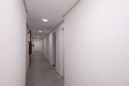 Apartamento à venda com 35m², 2 quartos e sem vagaÁrea comum - Saguão do andar