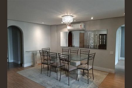 Apartamento à venda com 133m², 3 quartos e 1 vagaFoto 01