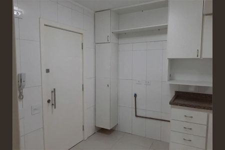 Apartamento à venda com 133m², 3 quartos e 1 vagaFoto 01