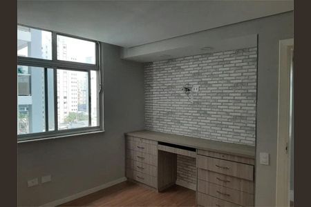 Apartamento à venda com 133m², 3 quartos e 1 vagaFoto 01