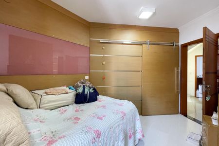 Casa à venda com 296m², 3 quartos e 4 vagasSuíte 3