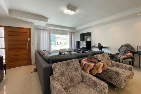 Casa à venda com 296m², 3 quartos e 4 vagasSala