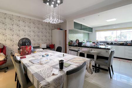 Casa à venda com 296m², 3 quartos e 4 vagasCopa