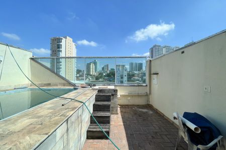 Casa à venda com 296m², 3 quartos e 4 vagasÁrea - Piscina