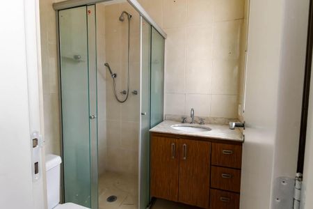 Apartamento à venda com 261m², 4 quartos e 4 vagasBanheiro da Suíte 1