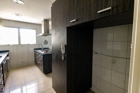 Apartamento à venda com 261m², 4 quartos e 4 vagasCozinha 