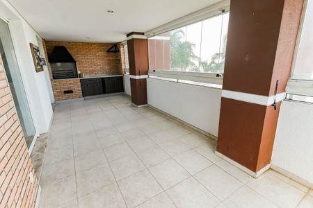 Apartamento à venda com 261m², 4 quartos e 4 vagasVaranda da Sala