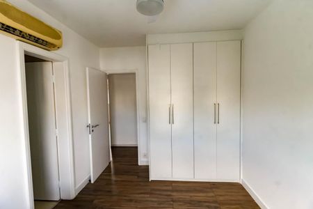 Apartamento à venda com 261m², 4 quartos e 4 vagasSuíte 2