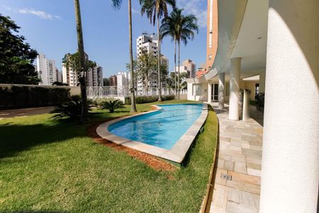 Apartamento à venda com 261m², 4 quartos e 4 vagasÁrea comum - Fonte