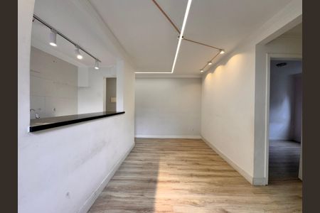Apartamento à venda com 50m², 2 quartos e 1 vaga Apartamento à venda com 50m², 2 quartos e 1 vagaSala