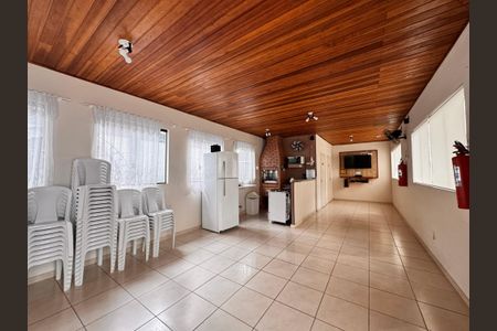 Apartamento à venda com 50m², 2 quartos e 1 vaga Apartamento à venda com 50m², 2 quartos e 1 vagaÁrea comum - Salão de festas