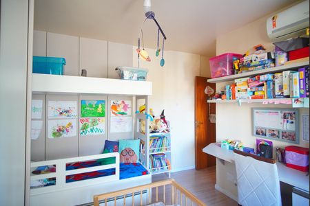 Apartamento à venda com 186m², 3 quartos e 2 vagasQuarto 3