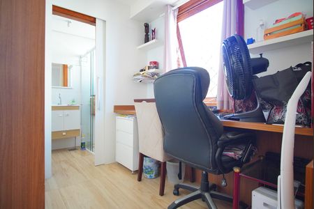 Apartamento à venda com 186m², 3 quartos e 2 vagasEscritório