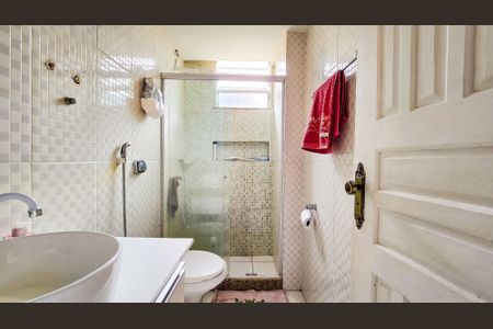 Apartamento à venda com 80m², 2 quartos e 1 vagaBanheiro Social