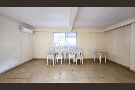 Apartamento à venda com 80m², 2 quartos e 1 vagaÁrea comum - Salão de festas
