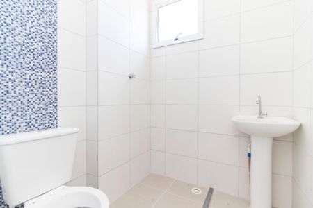 Apartamento à venda com 35m², 2 quartos e sem vaga Apartamento à venda com 35m², 2 quartos e sem vagaBanheiro