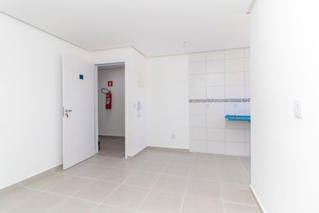 Apartamento à venda com 35m², 2 quartos e sem vaga Apartamento à venda com 35m², 2 quartos e sem vagaSala