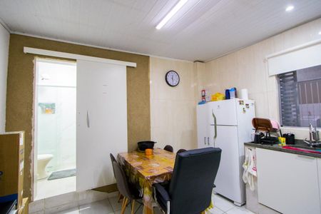 Casa à venda com 250m², 3 quartos e 4 vagas Casa à venda com 250m², 3 quartos e 4 vagasCasa 2 - Cozinha