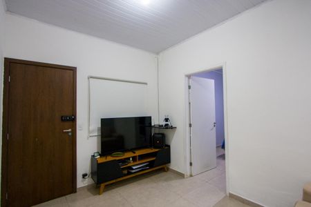 Casa à venda com 250m², 3 quartos e 4 vagas Casa à venda com 250m², 3 quartos e 4 vagasCasa 2 - Sala