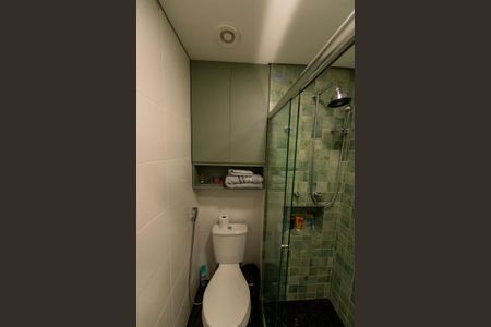 Apartamento à venda com 66m², 2 quartos e 2 vagasBanheiro social