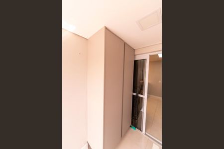 Apartamento à venda com 66m², 2 quartos e 2 vagasLavanderia