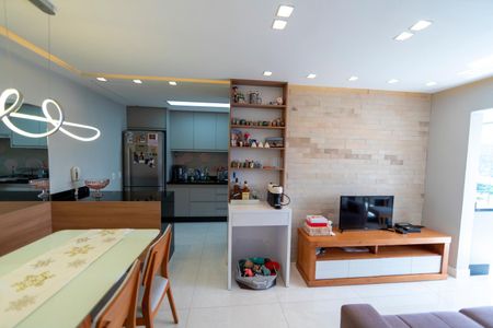 Apartamento à venda com 66m², 2 quartos e 2 vagasSala