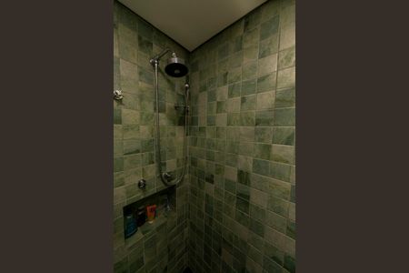 Apartamento à venda com 66m², 2 quartos e 2 vagasBanheiro social