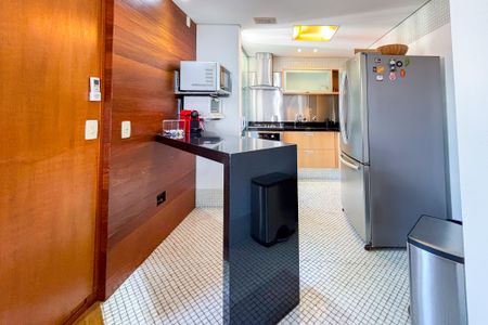 Apartamento à venda com 118m², 1 quarto e 2 vagasCozinha