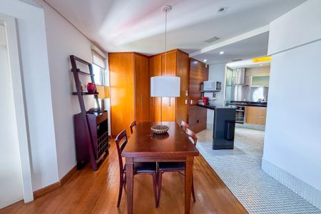 Apartamento à venda com 118m², 1 quarto e 2 vagasSala de Jantar