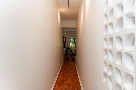 Apartamento à venda com 74m², 2 quartos e 1 vagaCorredor