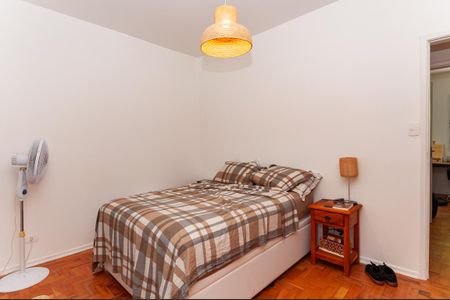 Apartamento à venda com 74m², 2 quartos e 1 vagaQuarto 2