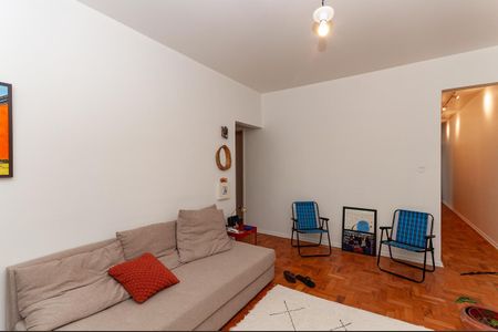 Apartamento à venda com 74m², 2 quartos e 1 vagaSala