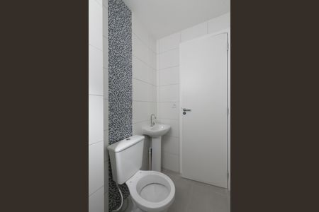 Apartamento para alugar com 35m², 2 quartos e sem vaga Apartamento para alugar com 35m², 2 quartos e sem vagaBanheiro