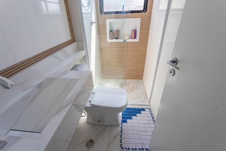 Apartamento à venda com 55m², 2 quartos e 1 vagaBanheiro da suíte