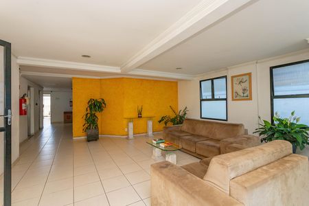 Apartamento à venda com 55m², 2 quartos e 1 vagaHall social