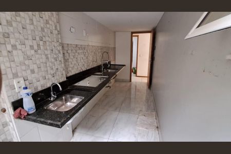 Apartamento à venda com 69m², 2 quartos e 1 vaga Apartamento à venda com 69m², 2 quartos e 1 vagaCozinha