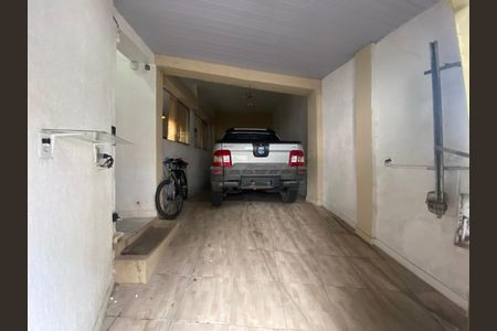 Casa à venda com 136m², 8 quartos e 3 vagasÁrea comum