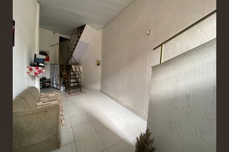 Casa à venda com 136m², 8 quartos e 3 vagasSala 4