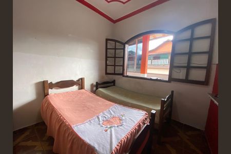 Casa à venda com 136m², 8 quartos e 3 vagasQuarto 6